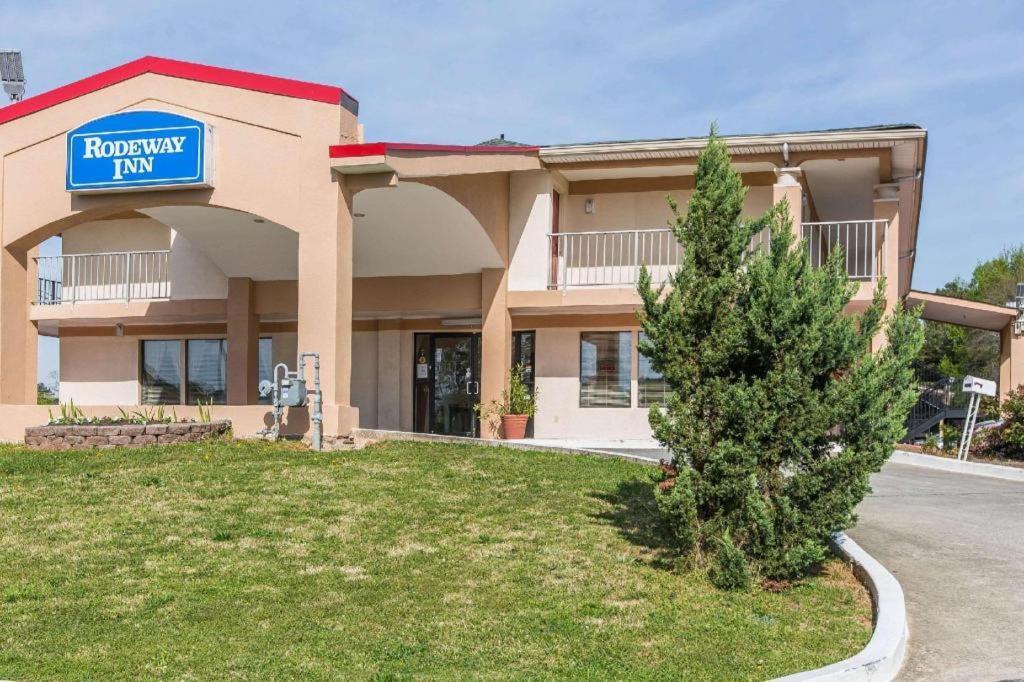 Rodeway Inn Мариетта Экстерьер фото